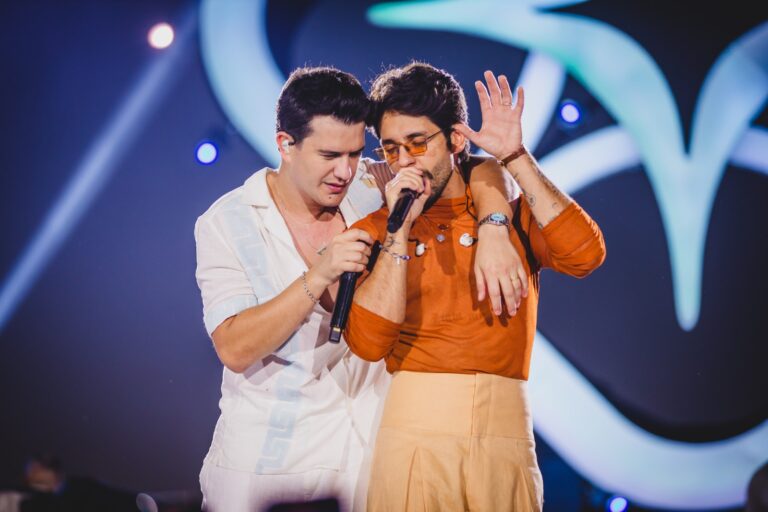 hugo-&-guilherme-apresentam-flash,-primeiro-single-de-colecionando-momentos