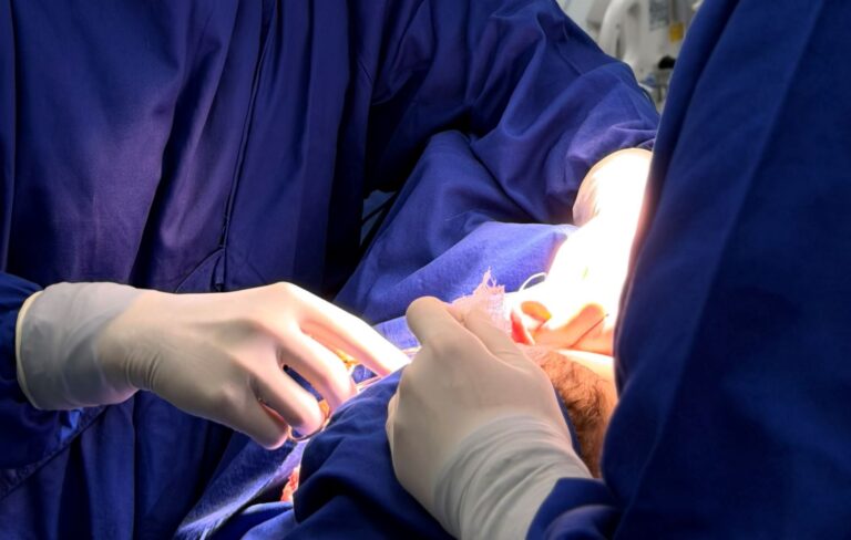 hospital-infantil-joana-de-gusmao-promove-acao-de-cirurgias-para-correcao-de-orelhas-proeminentes