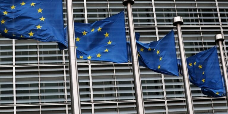 uniao-europeia-afirma-que-podera-admitir-novos-membros-ate-2030