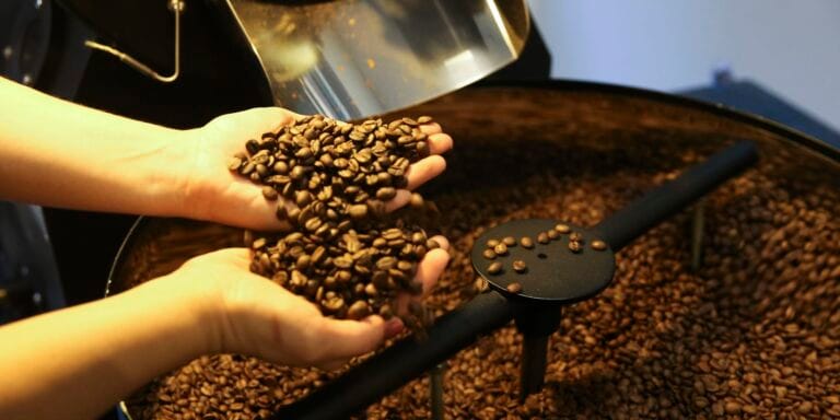 EUA reduzem tarifas para café, laranja, carne bovina e outros produtos eua-reduzem-tarifas-para-cafe,-laranja,-carne-bovina-e-outros-produtos