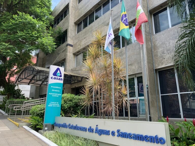 dividas-renegociadas-na-rebentona-casan-ja-ultrapassam-r$-1-milhao