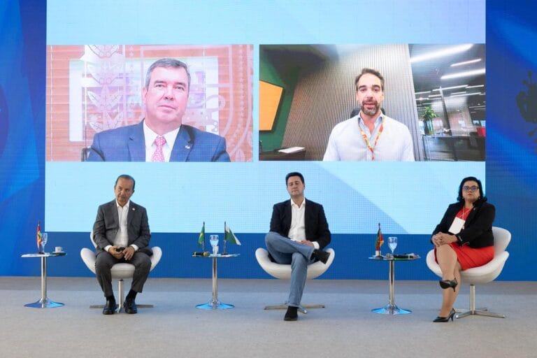 Estados do Codesul debatem projetos e ações integradas na área da segurança estados-do-codesul-debatem-projetos-e-acoes-integradas-na-area-da-seguranca