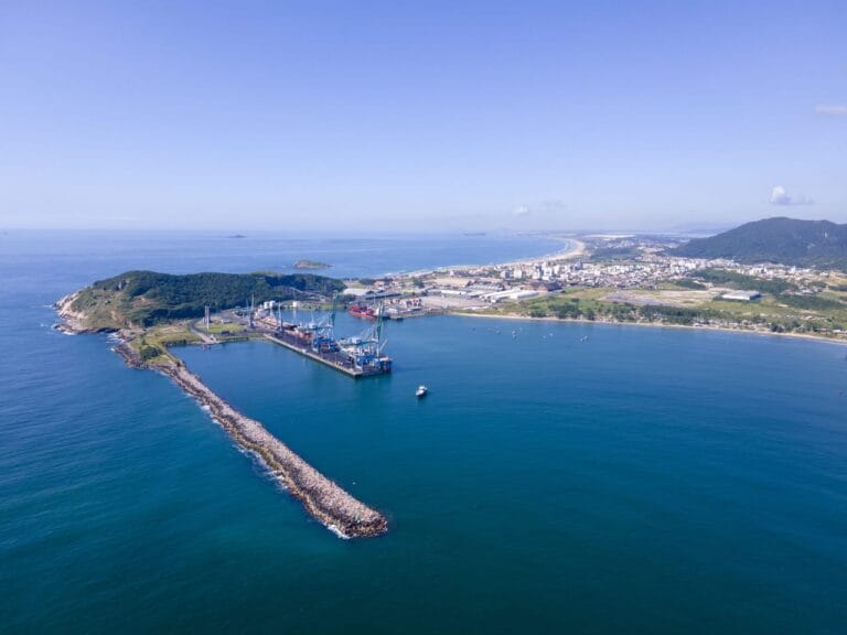 Porto de Imbituba investirá R$ 90,5 milhões nas obras de recuperação e reforço do molhe de abrigo porto-de-imbituba-investira-r$-90,5-milhoes-nas-obras-de-recuperacao-e-reforco-do-molhe-de-abrigo