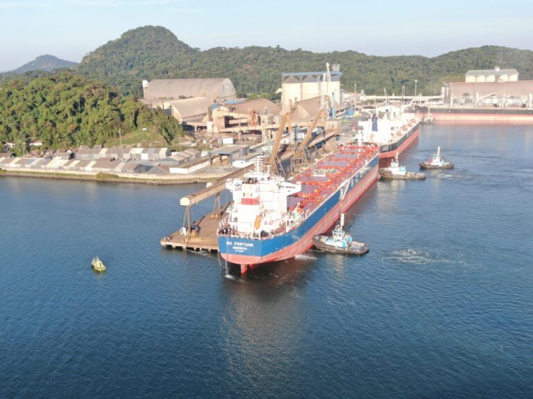 Com novo recorde em 2025, Porto de São Francisco aumenta movimentação de carga em quase 40% nos últimos três anos com-novo-recorde-em-2025,-porto-de-sao-francisco-aumenta-movimentacao-de-carga-em-quase-40%-nos-ultimos-tres-anos