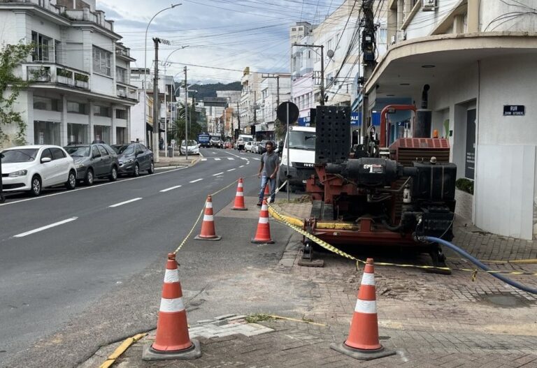 CASAN avança com modernização de redes no Centro de Rio do Sul casan-avanca-com-modernizacao-de-redes-no-centro-de-rio-do-sul