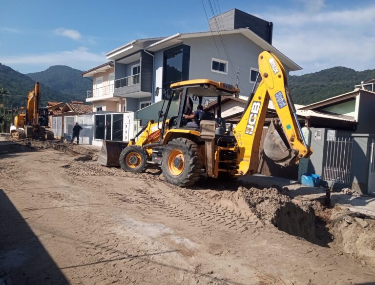 CASAN inicia novo trecho da obra de implantação da rede de esgoto no Bairro Cacupé casan-inicia-novo-trecho-da-obra-de-implantacao-da-rede-de-esgoto-no-bairro-cacupe