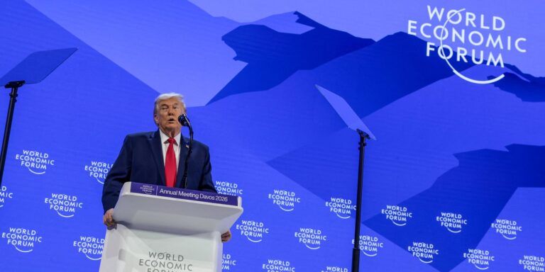 em-davos,-trump-diz-que-quer-comprar-groenlandia-sem-uso-da-forca