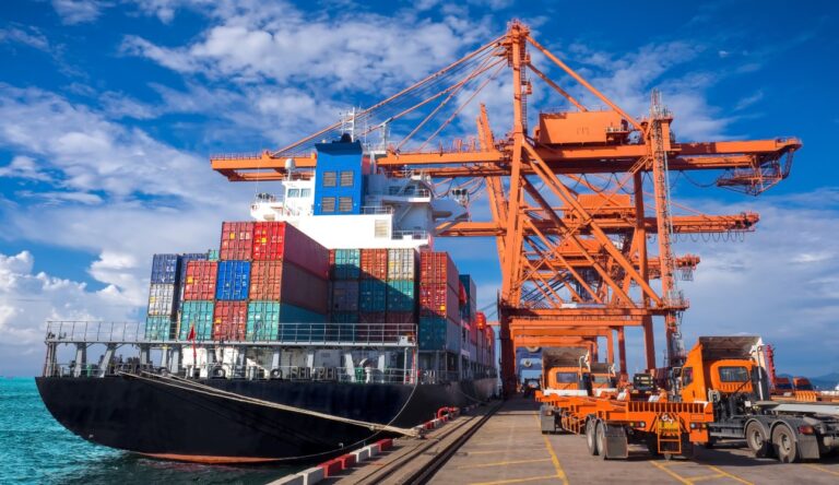 Exportações de Santa Catarina crescem 4,4% em 2025 e atingem maior valor da história
