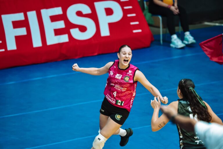 Chapecó mostra força, vence o Sesi Bauru e embala na Superliga B chapeco-mostra-forca,-vence-o-sesi-bauru-e-embala-na-superliga-b