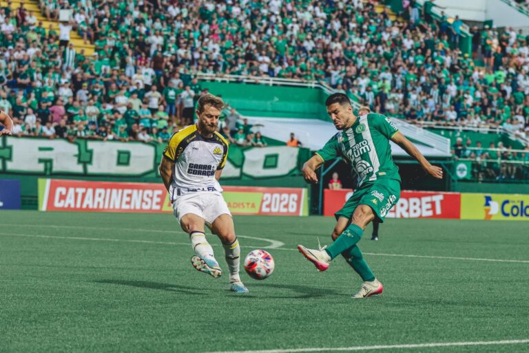 chapecoense-avanca-para-a-semifinal-do-campeonato-catarinense
