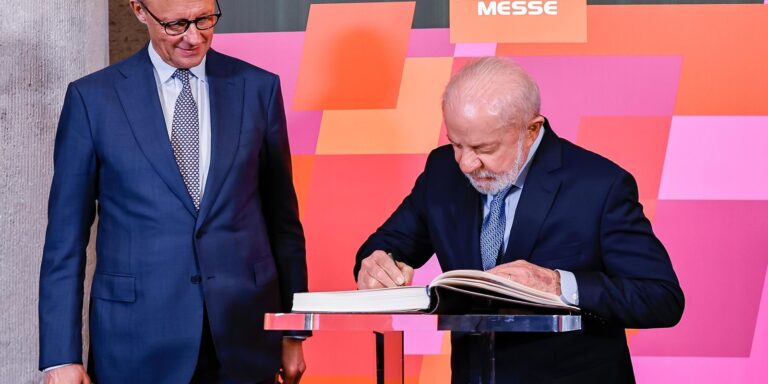 Na Alemanha, Lula defende parceria com Europa na descarbonização na-alemanha,-lula-defende-parceria-com-europa-na-descarbonizacao