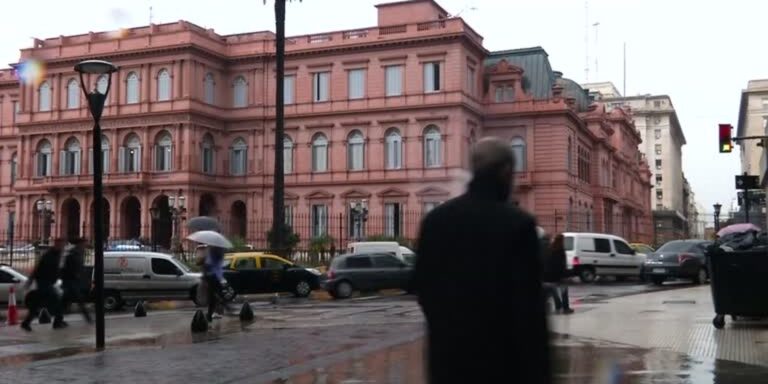 Milei proíbe acesso de jornalistas à Casa Rosada: ataque à imprensa milei-proibe-acesso-de-jornalistas-a-casa-rosada:-ataque-a-imprensa