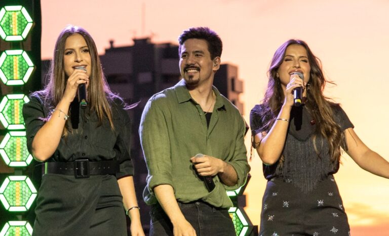 Vitor Maia apresenta Filha da Rua com participação da dupla Julia & Rafaela vitor-maia-apresenta-filha-da-rua-com-participacao-da-dupla-julia-&-rafaela