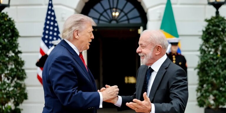 Lula deixa a Casa Branca após reunião com Trump lula-deixa-a-casa-branca-apos-reuniao-com-trump