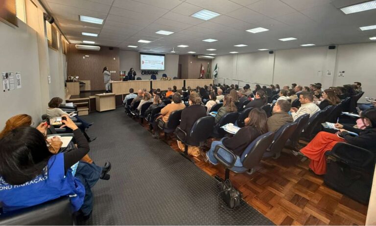 Saúde prepara profissionais do Oeste para atuação em abrigos temporários durante desastres saude-prepara-profissionais-do-oeste-para-atuacao-em-abrigos-temporarios-durante-desastres
