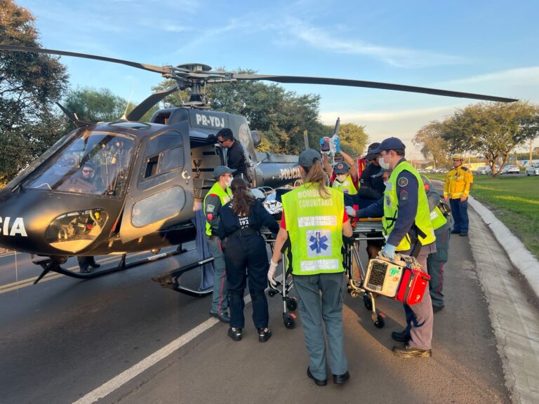 Policial Rodoviário Federal fica gravemente ferido após ser atropelado durante fiscalização na BR-282 policial-rodoviario-federal-fica-gravemente-ferido-apos-ser-atropelado-durante-fiscalizacao-na-br-282