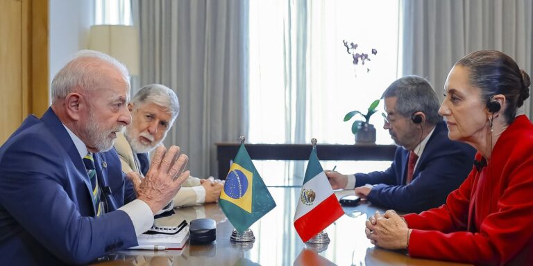 Lula compara protestos no México às manifestações no Brasil em 2013 lula-compara-protestos-no-mexico-as-manifestacoes-no-brasil-em-2013