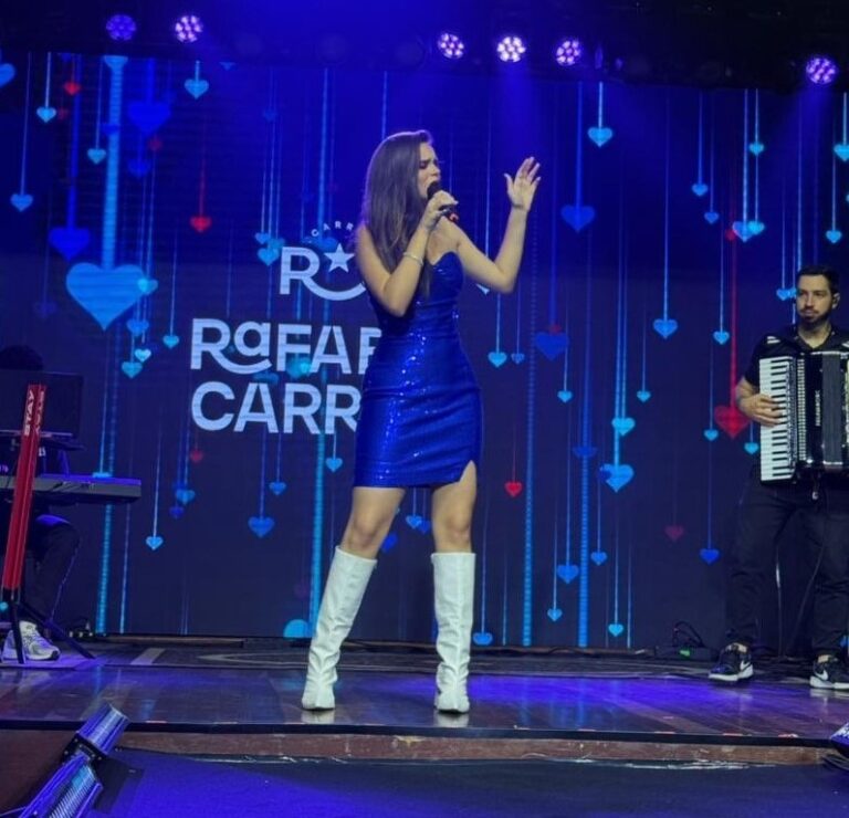 rafaela-carrer-divulga-a-musica-to-na-torcida