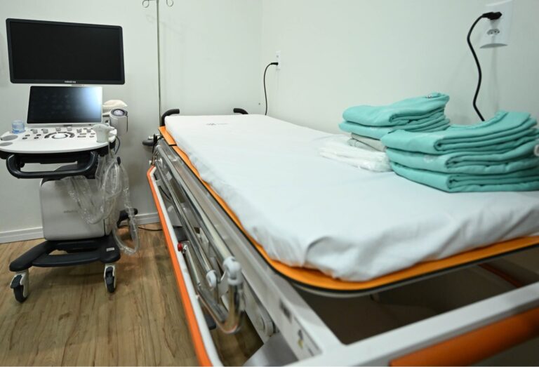Parceria entre CGE e Saúde pode gerar economia de R$ 45 milhões em serviços de lavanderia hospitalar parceria-entre-cge-e-saude-pode-gerar-economia-de-r$-45-milhoes-em-servicos-de-lavanderia-hospitalar
