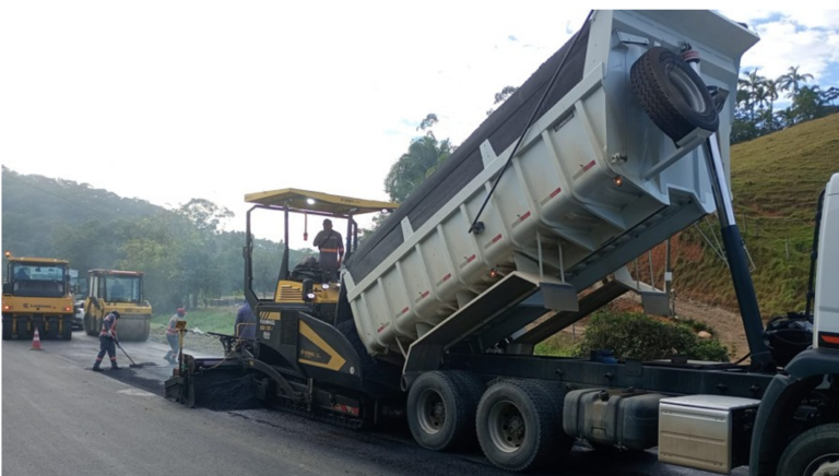 Estrada Boa: pavimentação da SC-414, entre Luiz Alves e Massaranduba, chega a 50% de conclusão estrada-boa:-pavimentacao-da-sc-414,-entre-luiz-alves-e-massaranduba,-chega-a-50%-de-conclusao