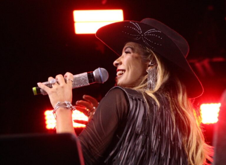 Elis Justi conquista seu espaço após grande sucesso de Cowgirl elis-justi-conquista-seu-espaco-apos-grande-sucesso-de-cowgirl