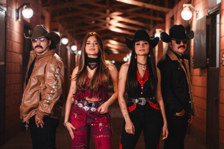 Jennifer & Stephany se unem a João Nelore & Texano em A Danada é Cowboyzona jennifer-&-stephany-se-unem-a-joao-nelore-&-texano-em-a-danada-e-cowboyzona