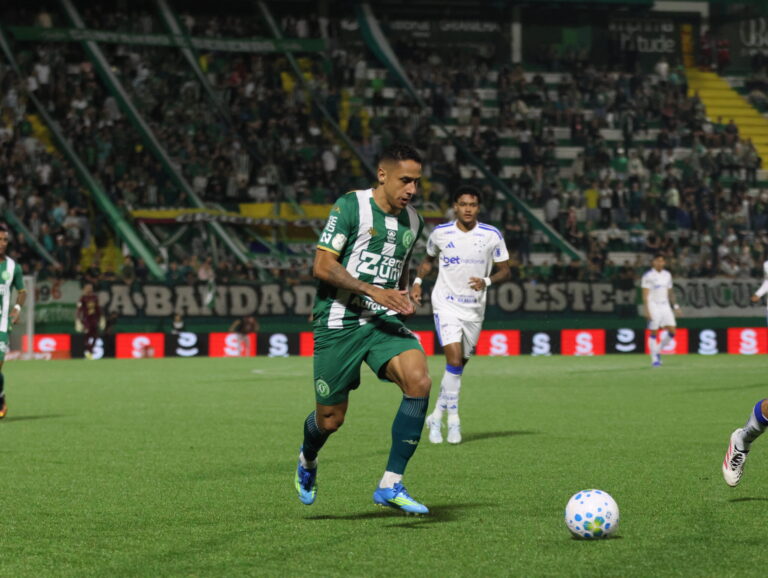 Chapecoense e Cruzeiro empatam pela Copa do Brasil chapecoense-e-cruzeiro-empatam-pela-copa-do-brasil