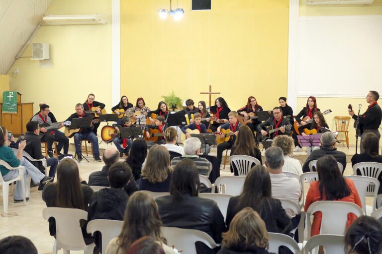projeto-orquestrando-chapeco-iii-oferece-aulas-gratuitas-de-violao