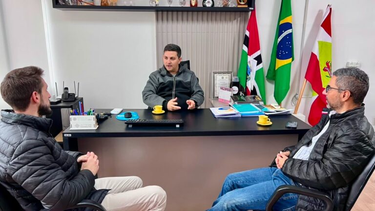 delegado-regional-realiza-visita-institucional-ao-prefeito-em-exercicio-de-xanxere