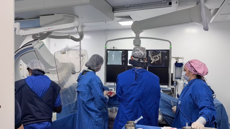 HRO realiza primeira cirurgia de alta complexidade neuroendovascular pelo SUS hro-realiza-primeira-cirurgia-de-alta-complexidade-neuroendovascular-pelo-sus
