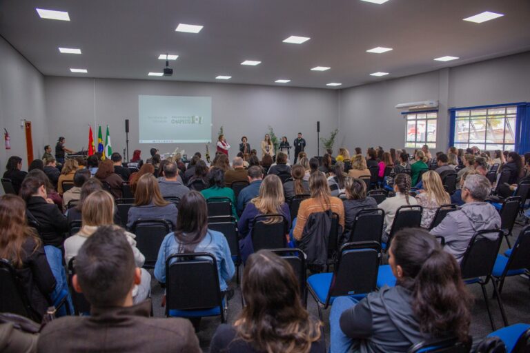Secretaria de Educação de Chapecó promove formação para gestores secretaria-de-educacao-de-chapeco-promove-formacao-para-gestores