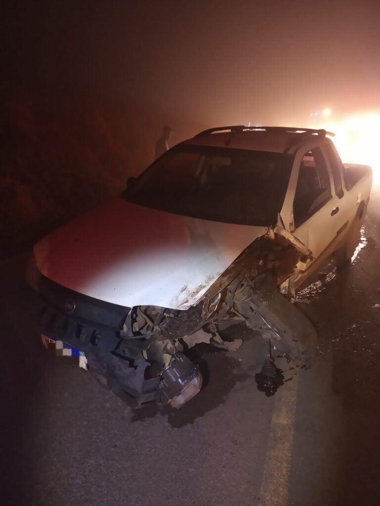 Colisão frontal deixa motorista ferido em Xanxerê colisao-frontal-deixa-motorista-ferido-em-xanxere