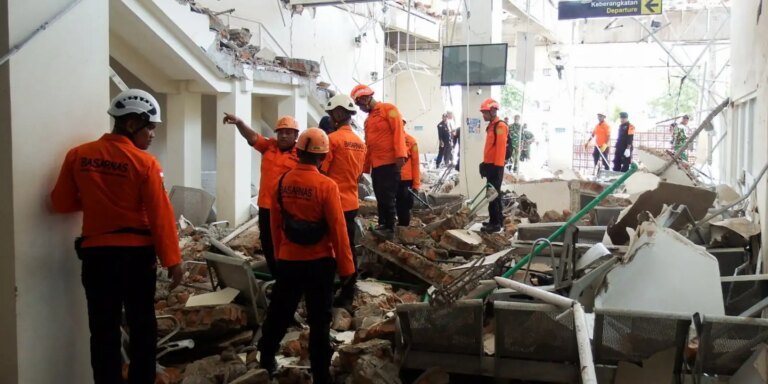 Terremoto na Indonésia deixa pelo menos 47 mortos terremoto-na-indonesia-deixa-pelo-menos-47-mortos