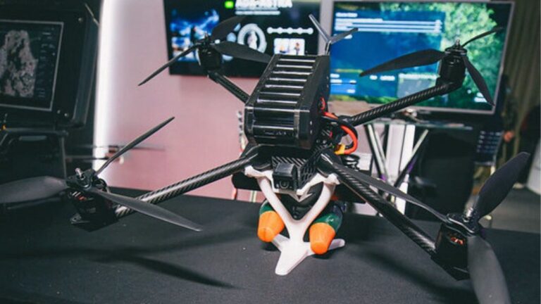 Drones de ataque criados por estudantes em SC são pré-classificados pelo Exército drones-de-ataque-criados-por-estudantes-em-sc-sao-pre-classificados-pelo-exercito