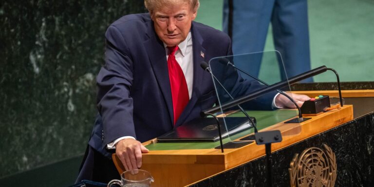 Trump rejeita limitar IA e critica governança global da tecnologia trump-rejeita-limitar-ia-e-critica-governanca-global-da-tecnologia