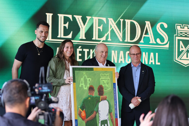 Chapecoense é homenageada pelo Atlético de Medellín chapecoense-e-homenageada-pelo-atletico-de-medellin