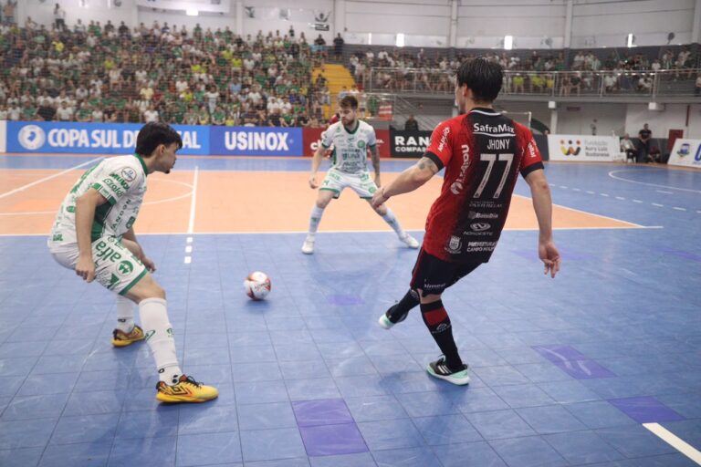 chape-futsal-e-vice-campea-da-copa-sul